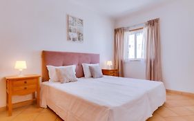 Al - Colina Beach Holidays